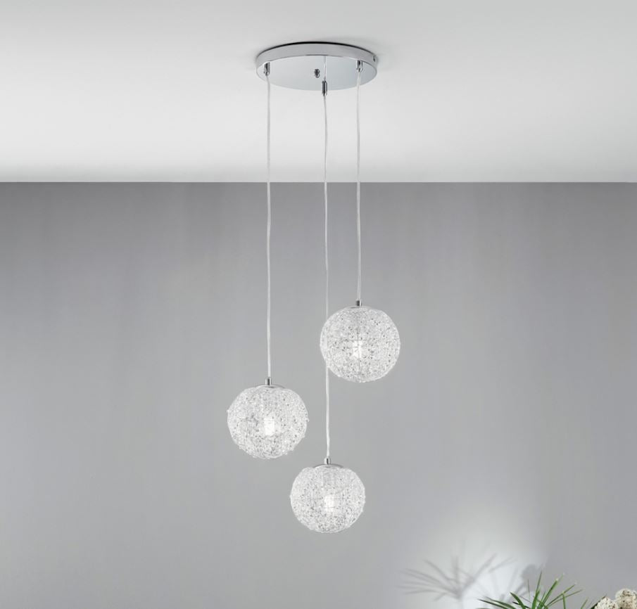 Sospensione sfera alluminio cromo con cristalli K9 D.40cm 3XE27 non incl. ASTRA Sospensione sfera alluminio cromo con cristalli K9 D.40cm 3XE27 non incl. ASTRA
